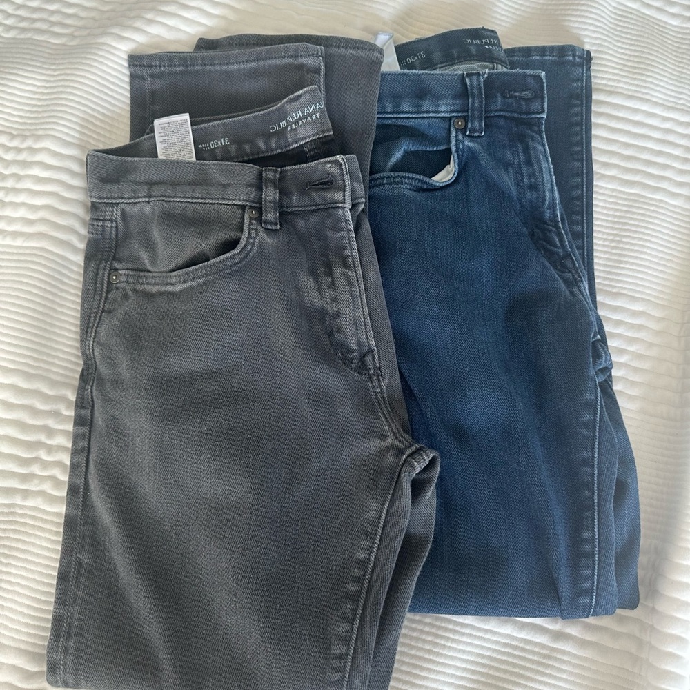 Two Banana Republic 31x30 Traveler